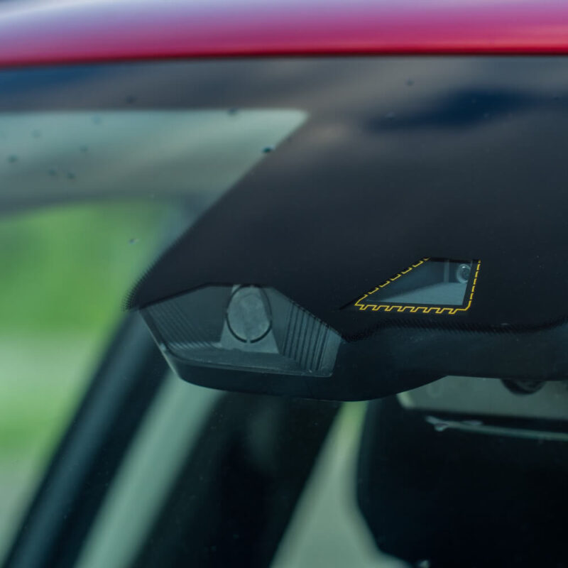 ADAS kamera na vjetrobranskom staklu — zašto je kalibracija obavezna nakon zamjene