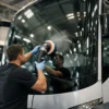 Poliranje autobusnih stakala bez zastoja